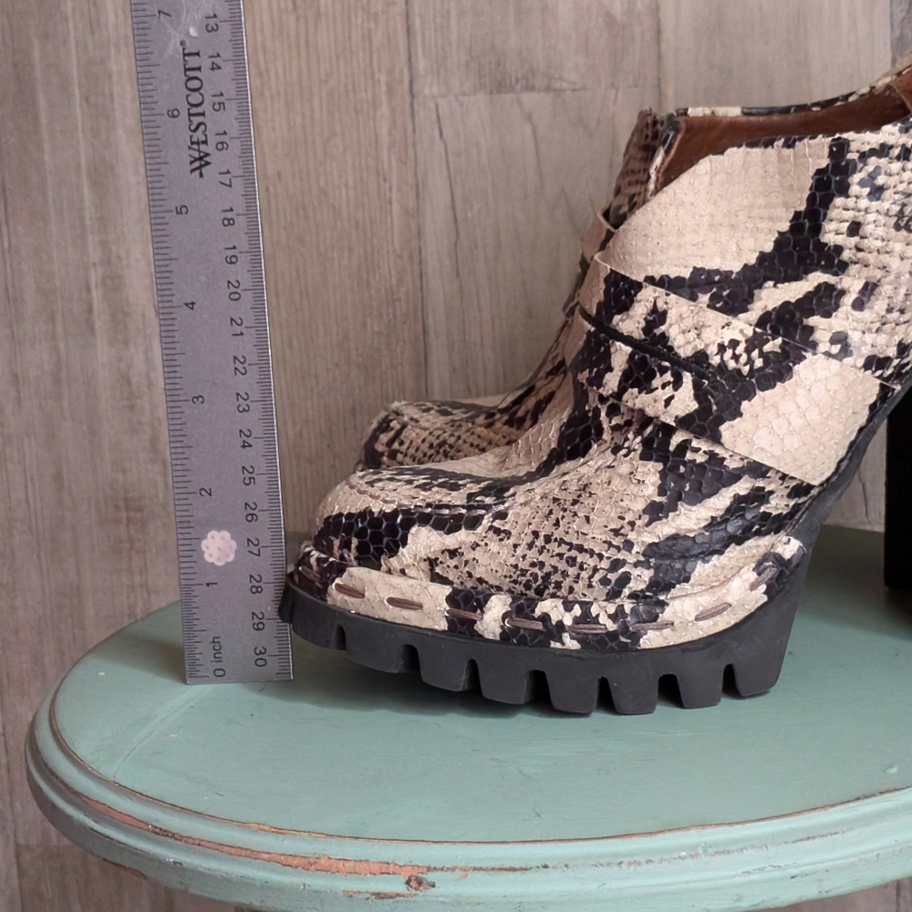 A.S.98 Platform Booties - Picture 5 of 15